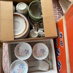 湯呑み茶碗40個、急須、サイコロの画像