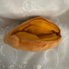 カピバラさんのポーチの画像