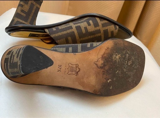 [美品] FENDI ズッカ柄 サンダルレディース37 1/2 (24.5cm)