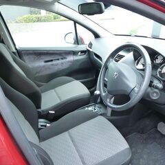 プジョー２０７プレミアム 走行５３０００Ｋｍ　フルセグＴＶナビ付の画像