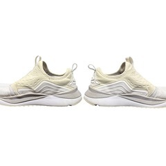 PUMA ペイサー フューチャー スリッポン28cm Pacer Future Slip-On US10 の画像