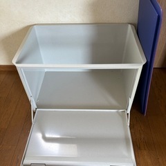 タッパーウエア 収納ケースの画像