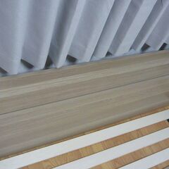 【受け渡し決まりました】試用期間9ヶ月　ダブルベットフレーム　（電源+USB付き）の画像