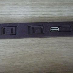 【受け渡し決まりました】試用期間9ヶ月　ダブルベットフレーム　（電源+USB付き）の画像