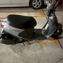 スズキ　レッツ4  シルバー  原付　バイクの画像