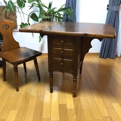 椅子の画像