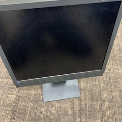 19インチ モニターの画像