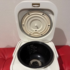 【早い者勝ち】３合炊き炊飯器の画像