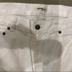 Relation ジーパン　白　L サイズ　タグ付きの画像