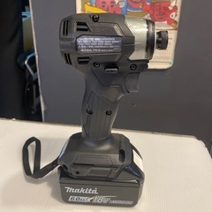 未使用品！ makita 18V 6.0Ah インパクトドライバー フルセット TD173DRGXB ブラック Black  【バッテリー2個 充電器 ケース 取説】の画像