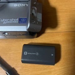 ソニー　デジタルカメラ「Cyber-shot DSC-F55」の画像