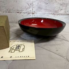 【象彦】 京漆器 花黒 京都 京漆匠 菓子盆 漆塗 漆器 赤黒漆器 お菓子鉢 伝統工芸 盛器 和食器 高級漆器 漆芸 日本製 美品 A0147の画像