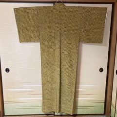 着物　総絞り　袷　小紋　しつけ糸付き　未使用品の画像