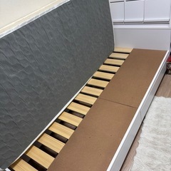セミシングルベッド マットレス付 一日中過ごせるベッドの画像