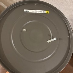 IKEA　KNODD（クノッド）ふた付きゴミ箱の画像