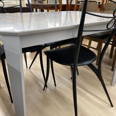 ★ジモティ割引あり★【リユースのサカイ野々市店】2-40 テーブル 色 (幅)110cm×(奥行き)75cm×(高さ)70cm ※クリーニング済みの画像