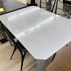 ★ジモティ割引あり★【リユースのサカイ野々市店】2-40 テーブル 色 (幅)110cm×(奥行き)75cm×(高さ)70cm ※クリーニング済みの画像