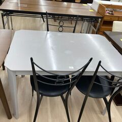 ★ジモティ割引あり★【リユースのサカイ野々市店】2-40 テーブル 色 (幅)110cm×(奥行き)75cm×(高さ)70cm ※クリーニング済みの画像