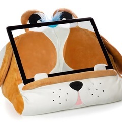 新品未使用　ぬいぐるみ　タブレットスタンド 枕 ふわふわ 3ポッケ付き アニマル 犬の画像