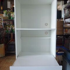 スリムタイプ レンジボード 幅60cm ホワイト キッチン収納 食器棚 レンジ台 札幌市東区 新道東店の画像