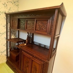 アンティーク棚の画像