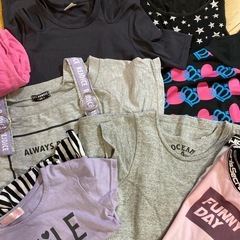女の子洋服まとめ売りの画像