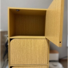 扉付きカラーボックス3段（ニトリ）の画像