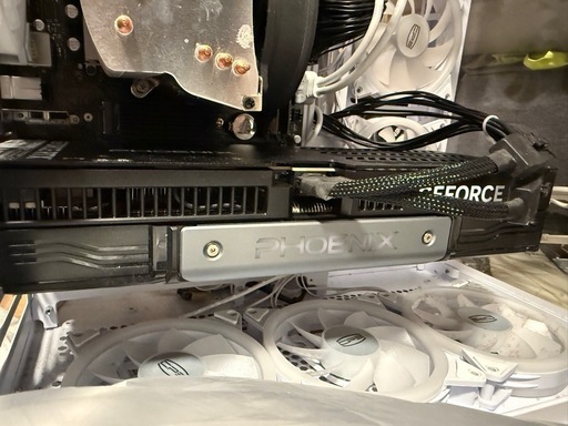 GAINWARD GeForce RTX 5070Ti (8/8購入)