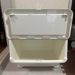 衣装ケースの画像