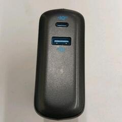 0810-209 モバイルバッテリー 10000mAh 5v2.4Amax3Aの画像