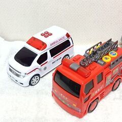 消防車＆救急車などおまとめ6台セットの画像