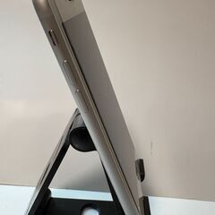 【美品】画面・背面傷なしApple iPhone7シルバー 本体32GBの画像