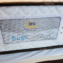 サータ　Serta セミダブルベッド　白　マットレスの画像