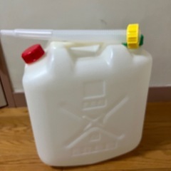 【交渉中】ウォッシャブルタンク 2個の画像