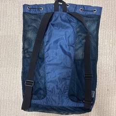 arena メッシュリュックの画像