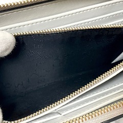【極美品】ステラマッカートニー ラウンドファスナー 長財布 パンチングロゴ ブラックの画像