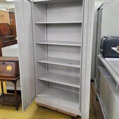 ●okamura オカムラ 両開き書庫 4236ZZ-Z13 高さ180cm オフィスキャビネット 両開き扉タイプ　オフィス家具 会社 事務所 公民館 店舗の画像