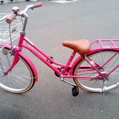 24インチ　ピンク　女の子自転車の画像