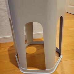 ウオーターサーバーボトルラックの画像
