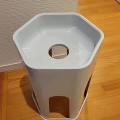ウオーターサーバーボトルラックの画像