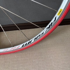MAVIC AKSIUM RACE リアホイールのみ　シマノフリー　タイヤ付きの画像