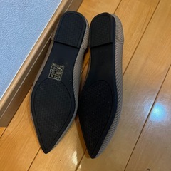 レディース　靴　ぺたんこの画像