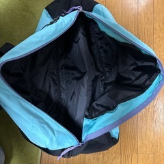 adidasボストンバッグの画像