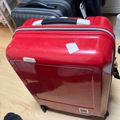 キャリーケースの画像