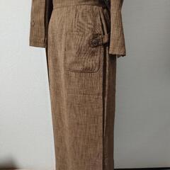 ロングスカートのセットアップの画像
