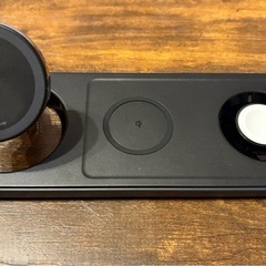 【ほぼ未使用品・美品】Anker MagGo Wireless Charging Station （3-in-1 Pad）黒の画像