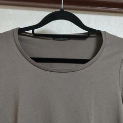 新品　カットソーの画像