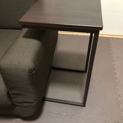 サイドテーブルの画像