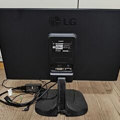 【直接引取】1920 x 1080 フルHD LG 23インチ ディスプレイ 23MP65VQ-P 動作確認済みの画像