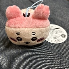 ちいかわ〈ももんが〉低反発クッション＋古本屋マスコットの画像